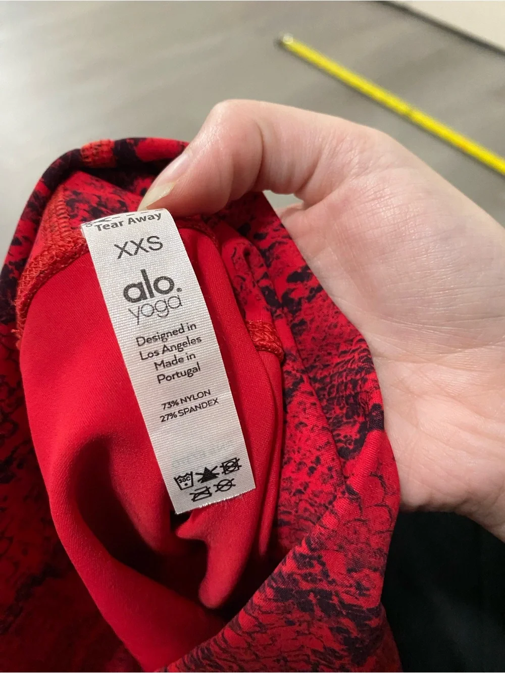 ALO High Waist Vapor Snakeskin Leggings Red XXS